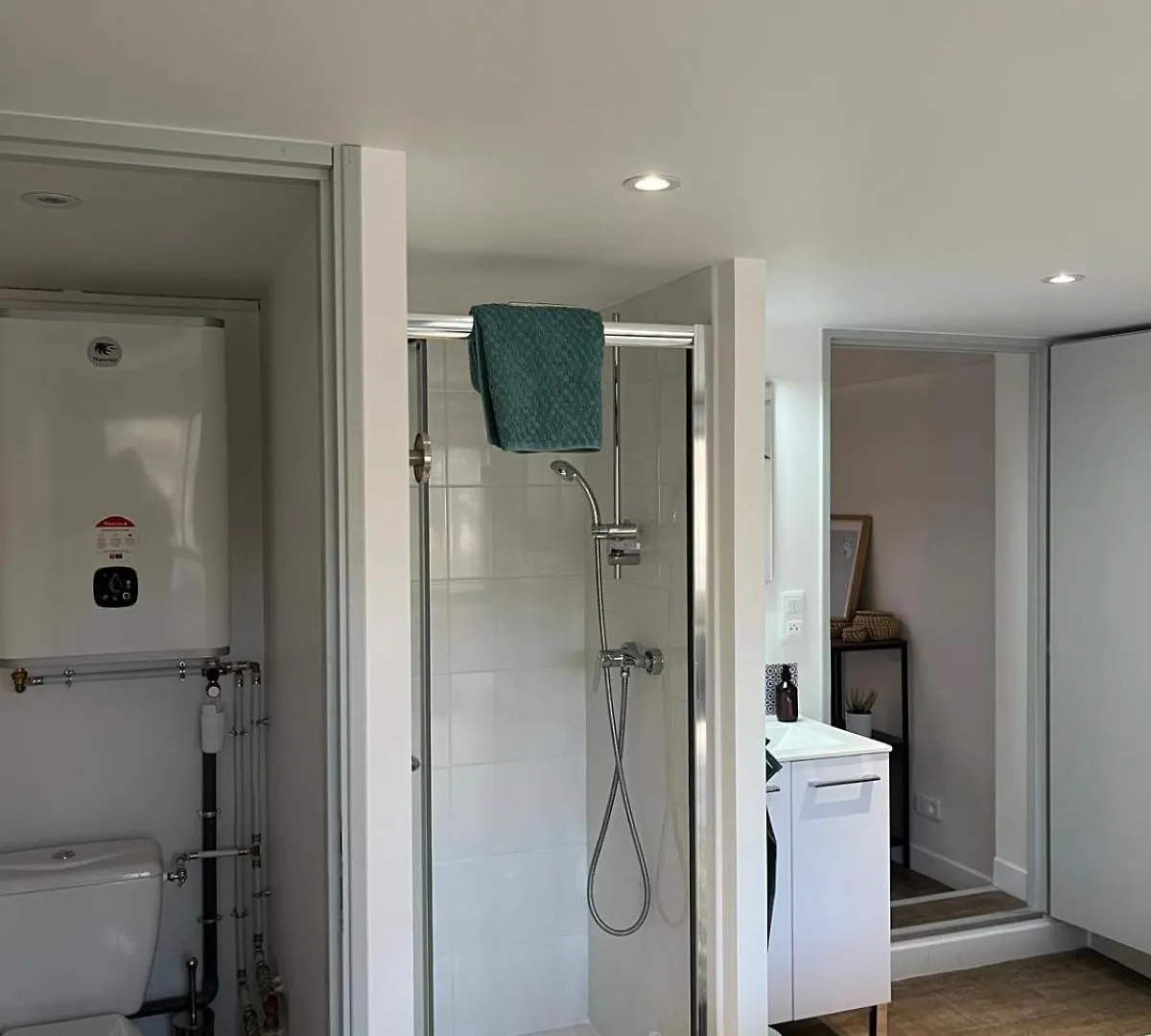 别墅 Chez Edouard - Superbe Triplex Neuf - 6 Chambres - Centre Ville Proche Rotonde Allees Provencales 普罗旺斯地区艾克斯